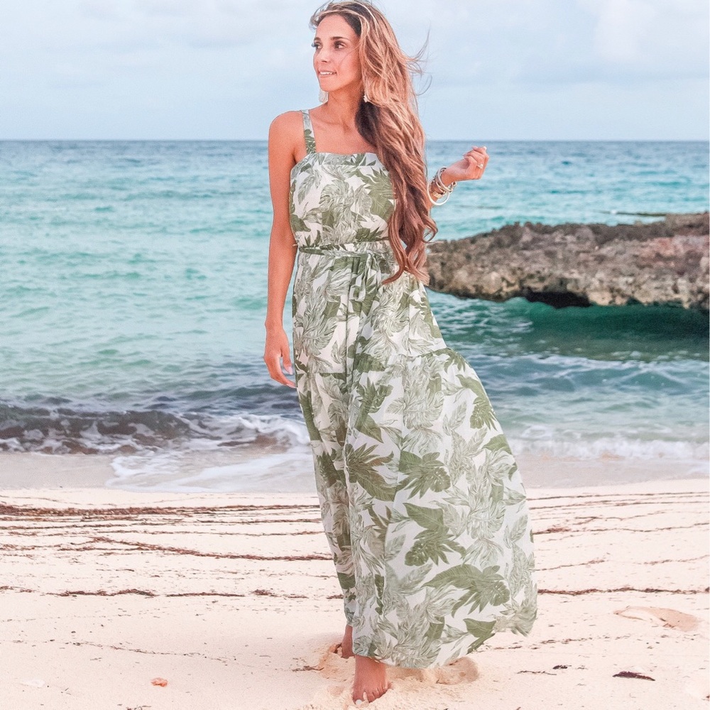 Palm leaf maxi dress.